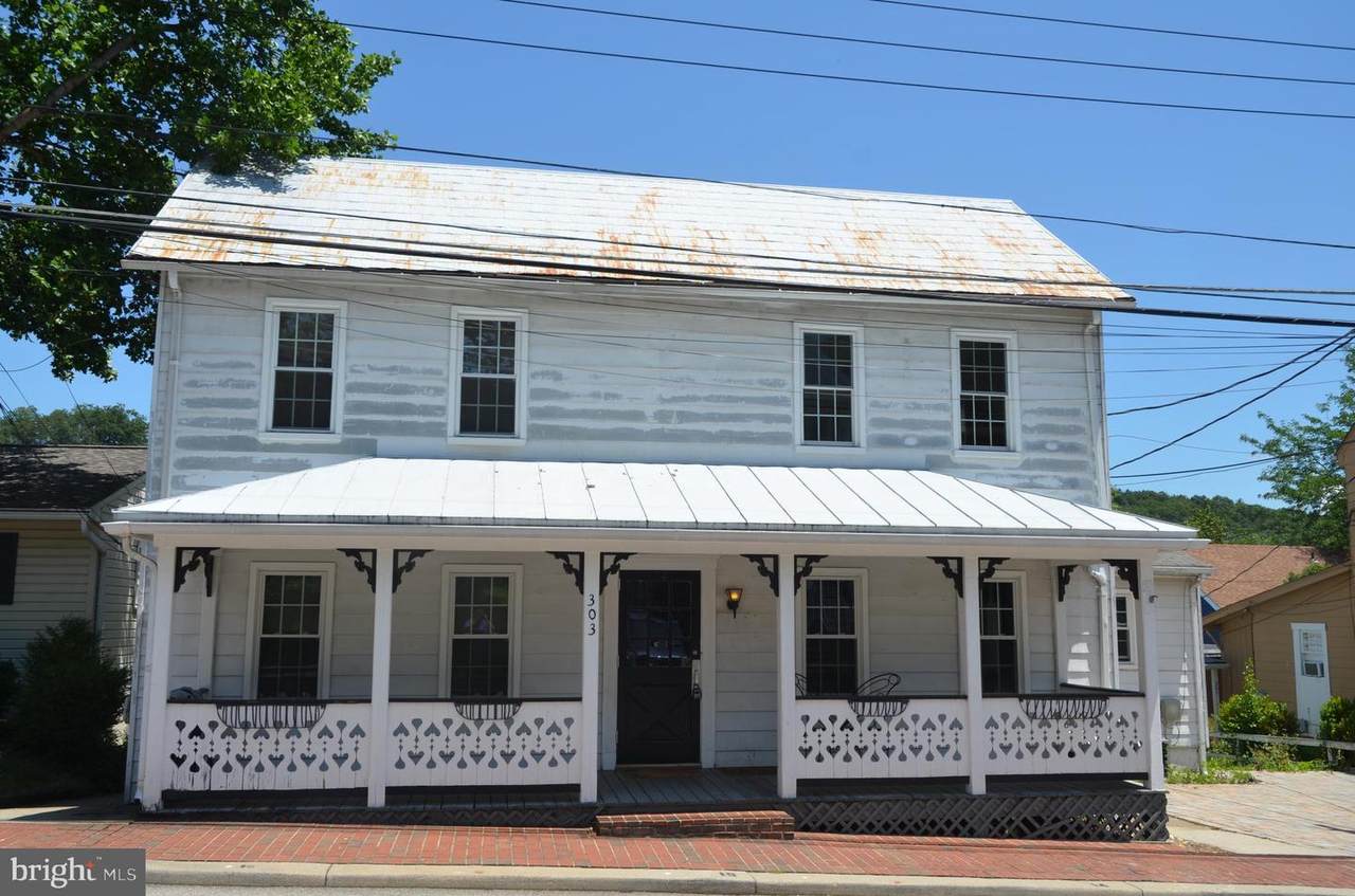 303 Commerce Street - Photo 1