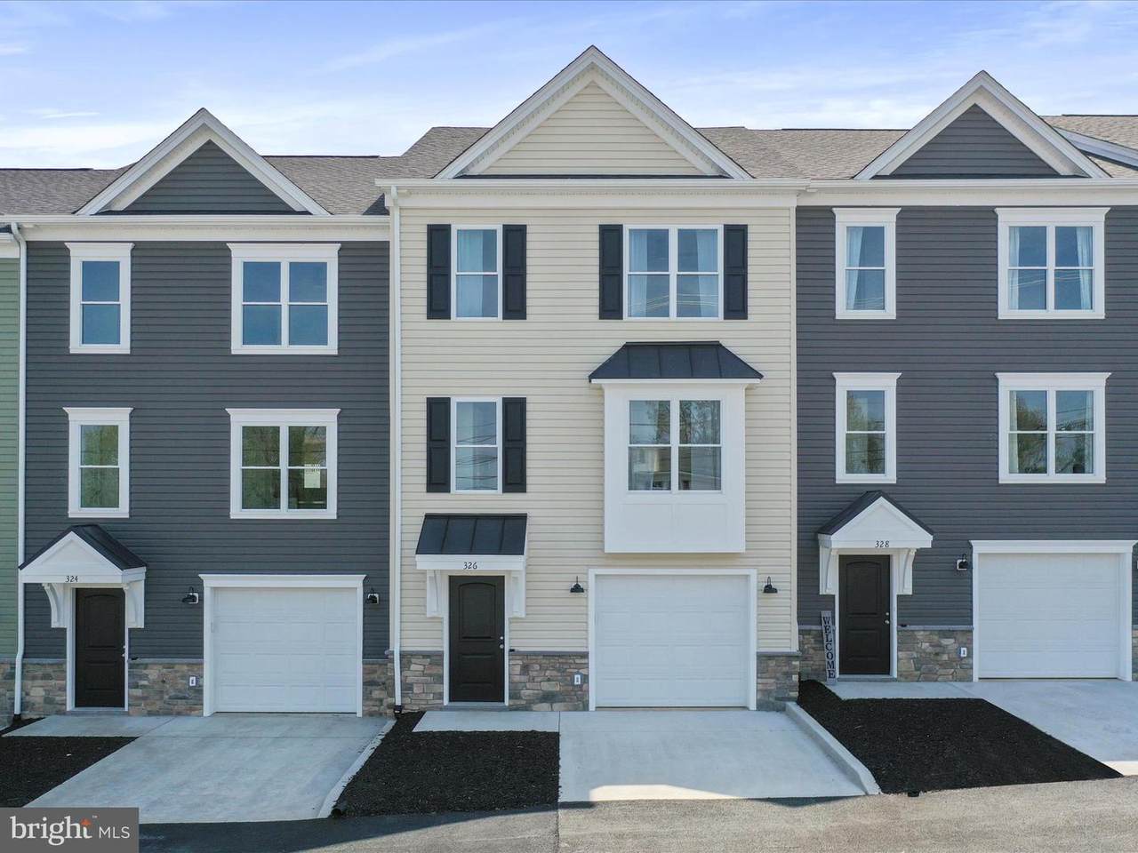 326 11 Street - Photo 1