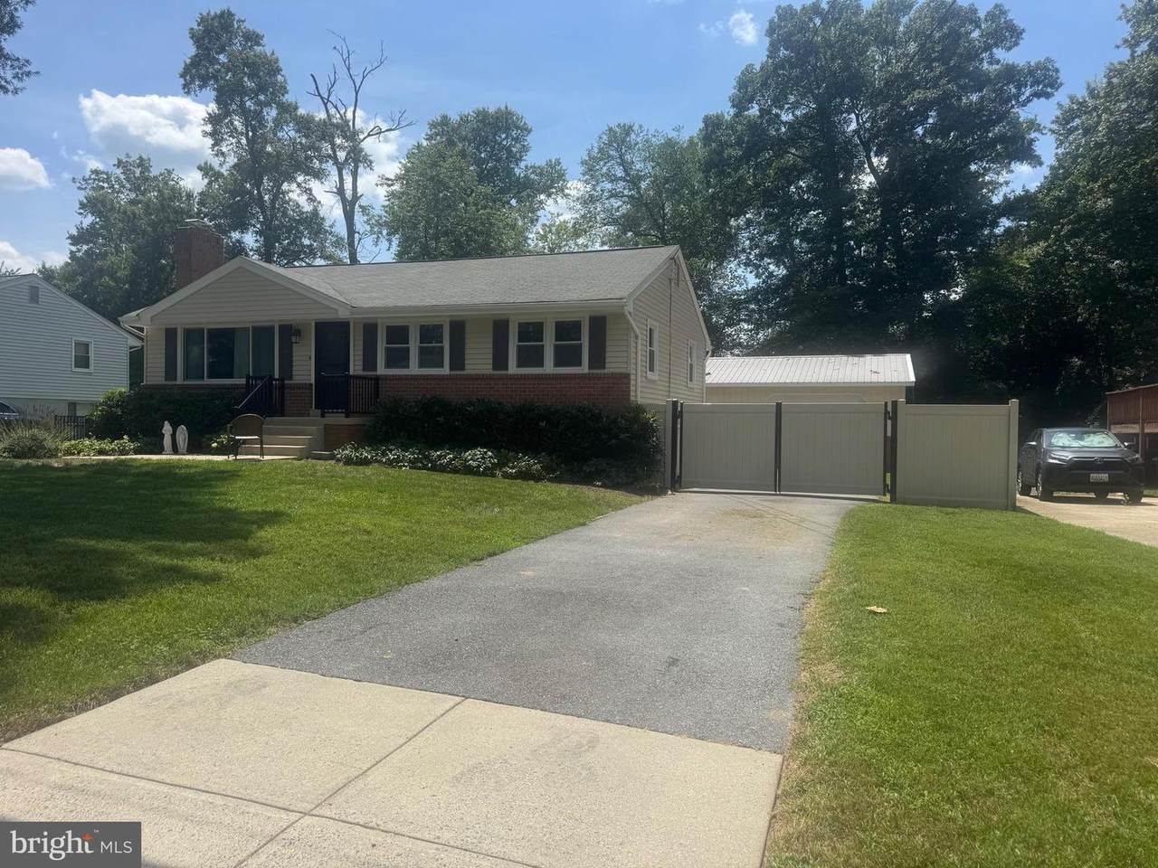 15404 Clayburn Drive - Photo 1