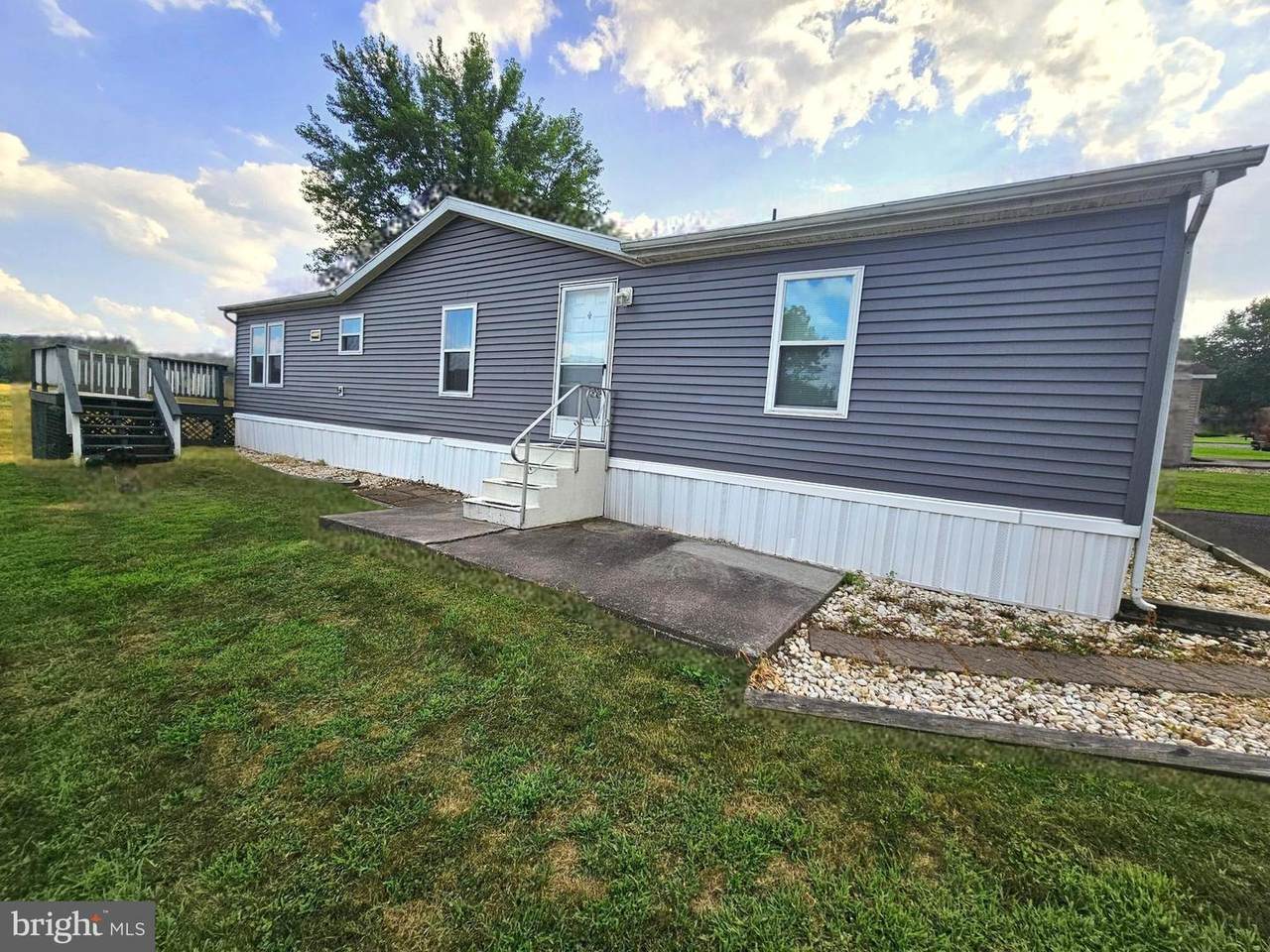 415 Meadow Lane - Photo 1