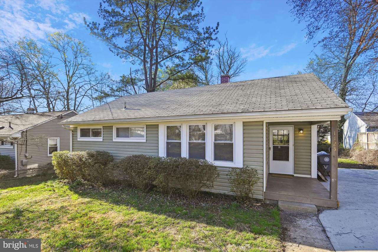 1123 Parrish Drive - Photo 1
