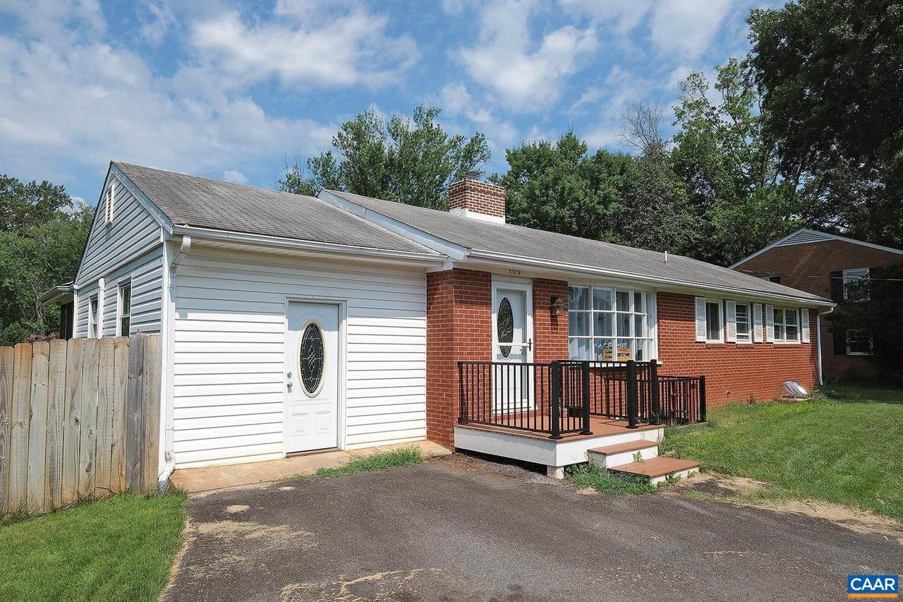 2219 Greenbrier Dr - Photo 1