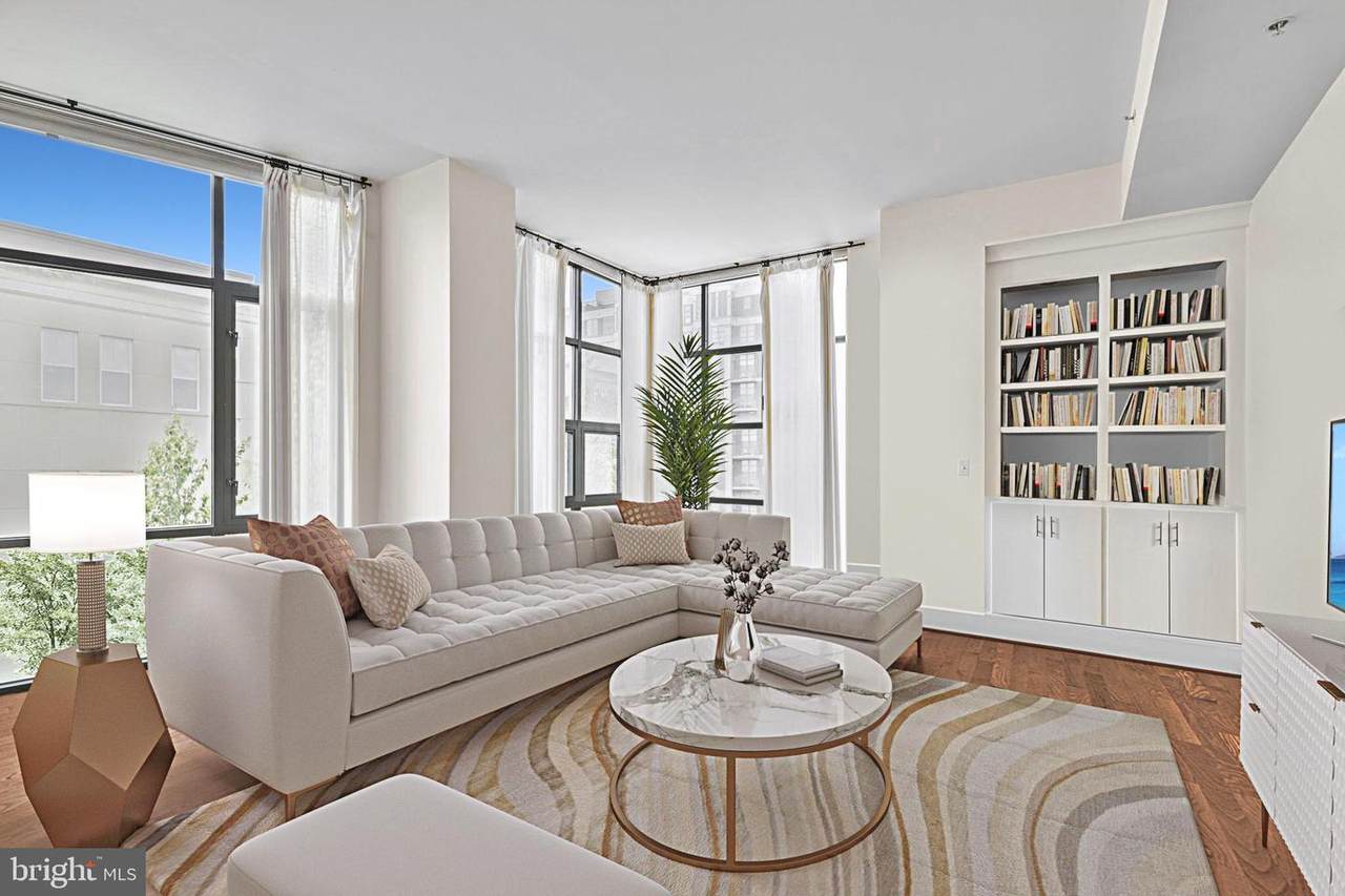 2100 11TH Street - Photo 1