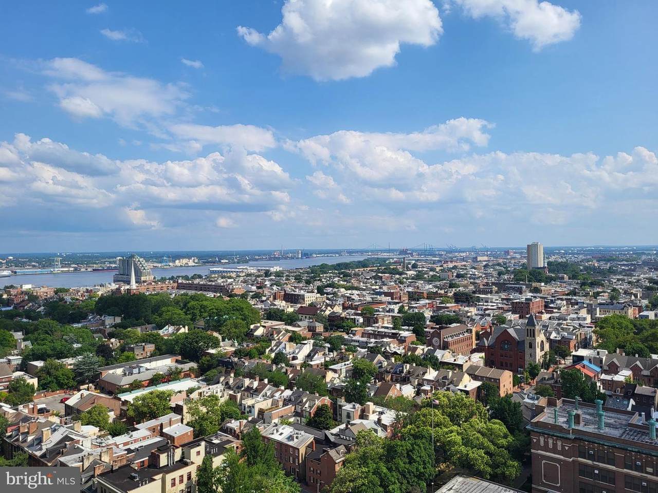 604-36 Washington Square - Photo 1