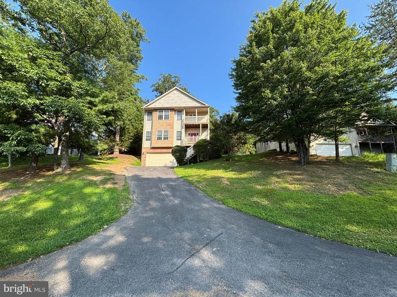 121 Waterside Lane - Photo 1