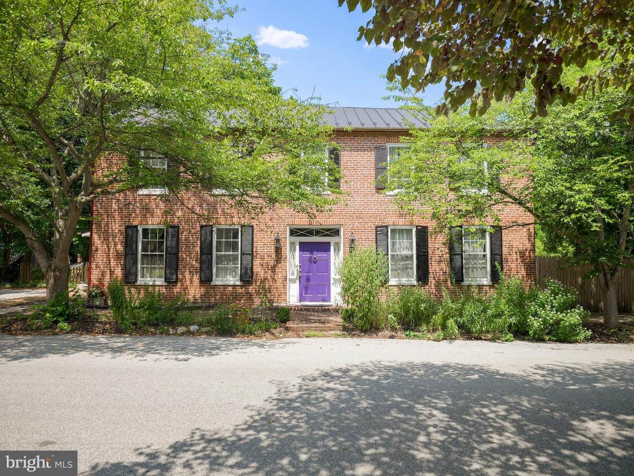211 High Street - Photo 1