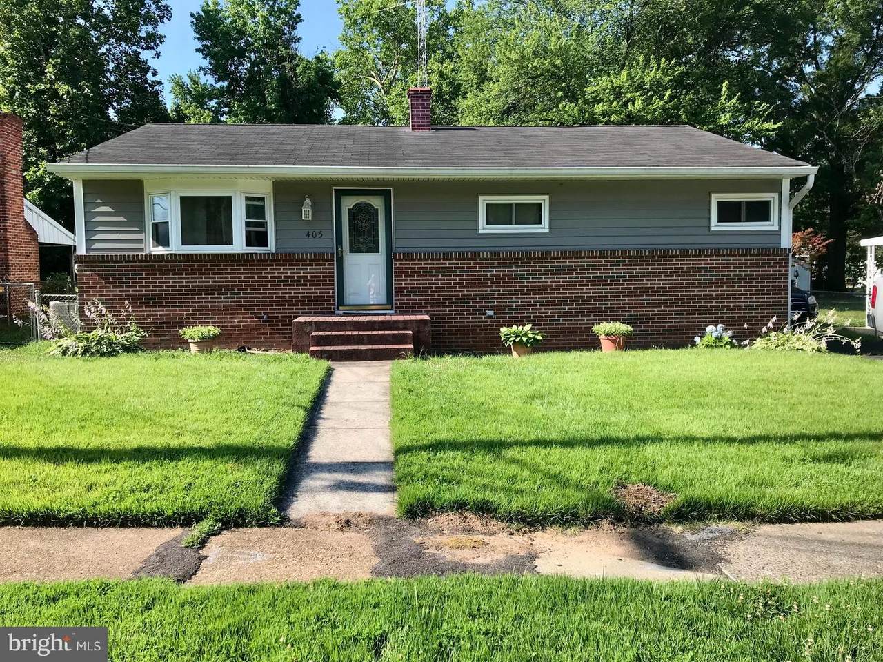 403 Arbor Drive - Photo 1