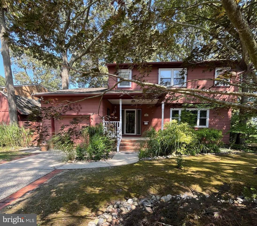 206 Philadelphia Avenue - Photo 1
