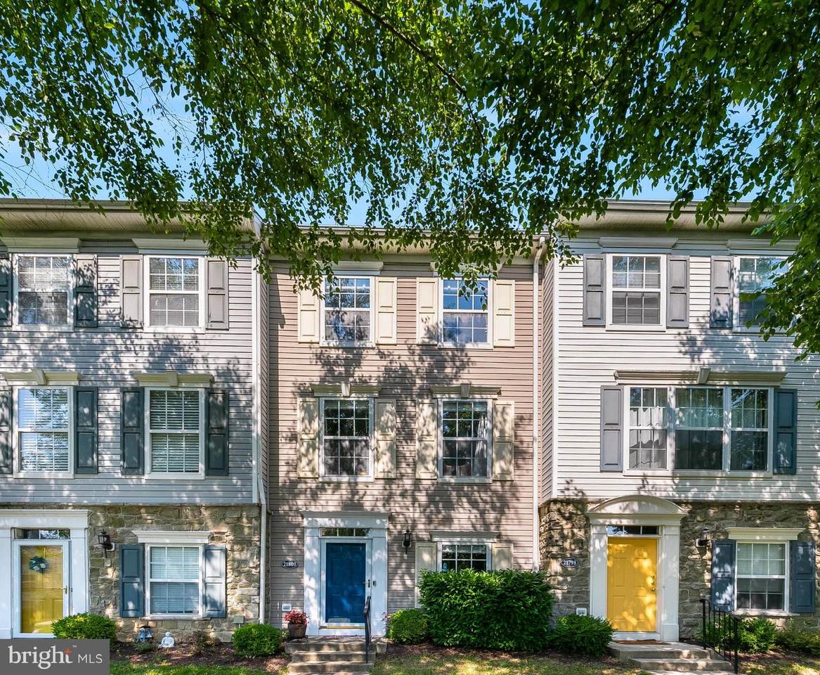 21800 Flanders Court - Photo 1
