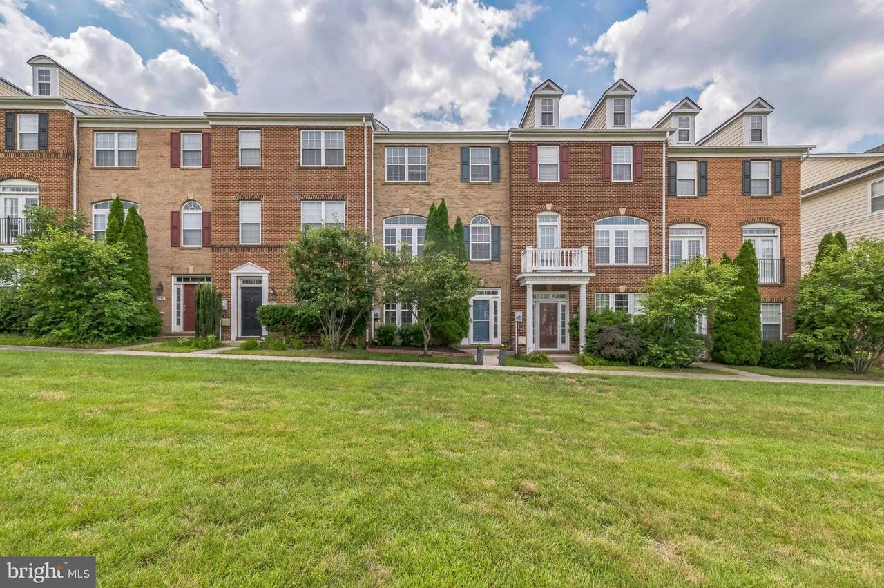 20934 Houseman Terrace - Photo 1