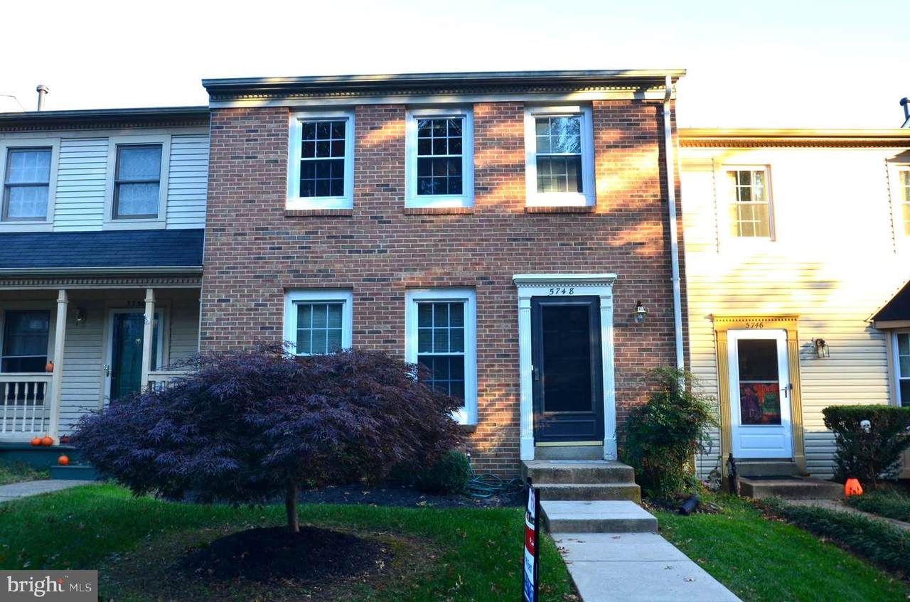 5748 Lakeside Oak Lane - Photo 1