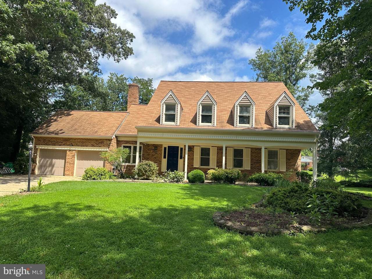 502 Castleray Circle - Photo 1