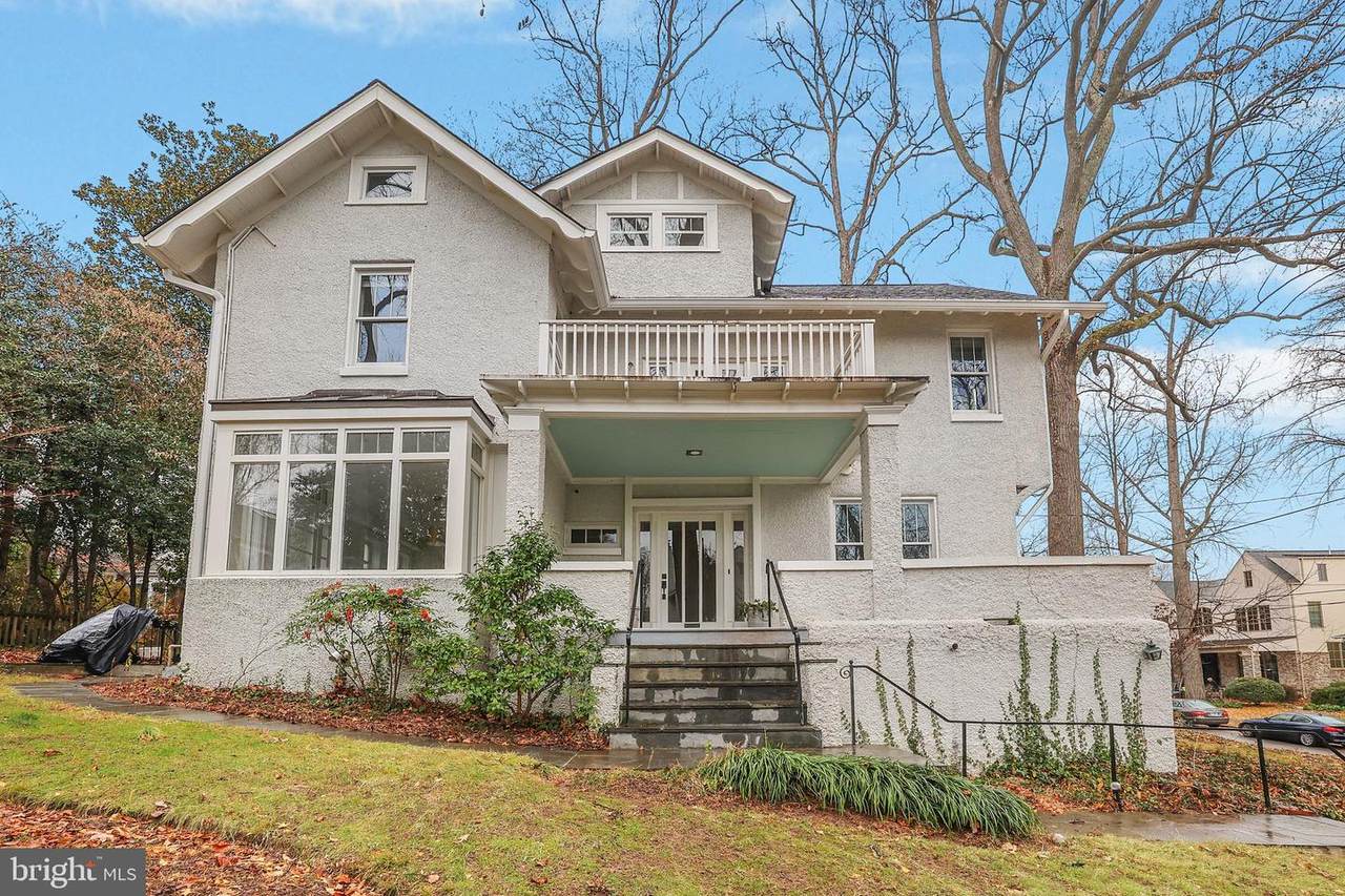 3744 Huntington Street - Photo 1