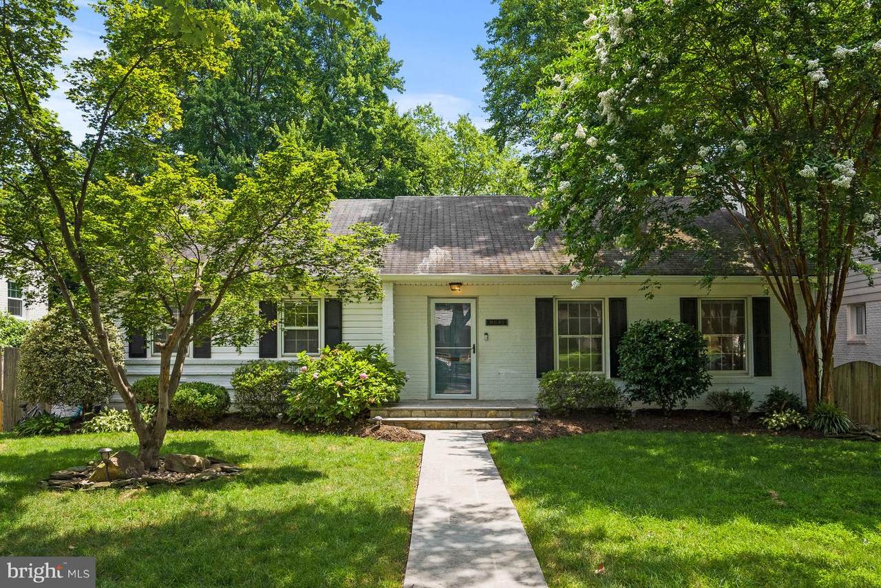 9601 Wadsworth Drive - Photo 1
