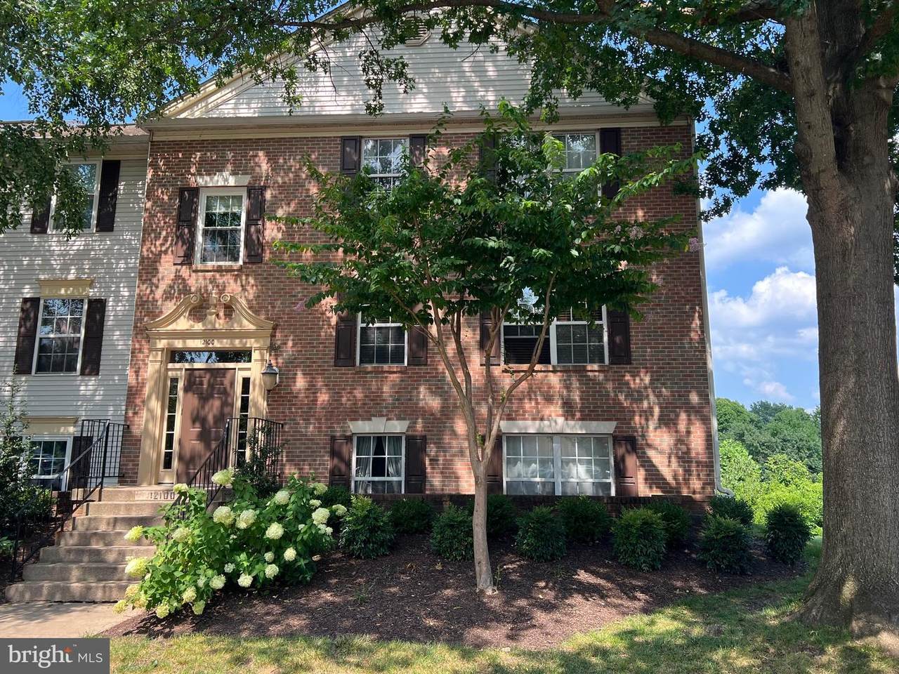 12100 Greenway Court - Photo 1