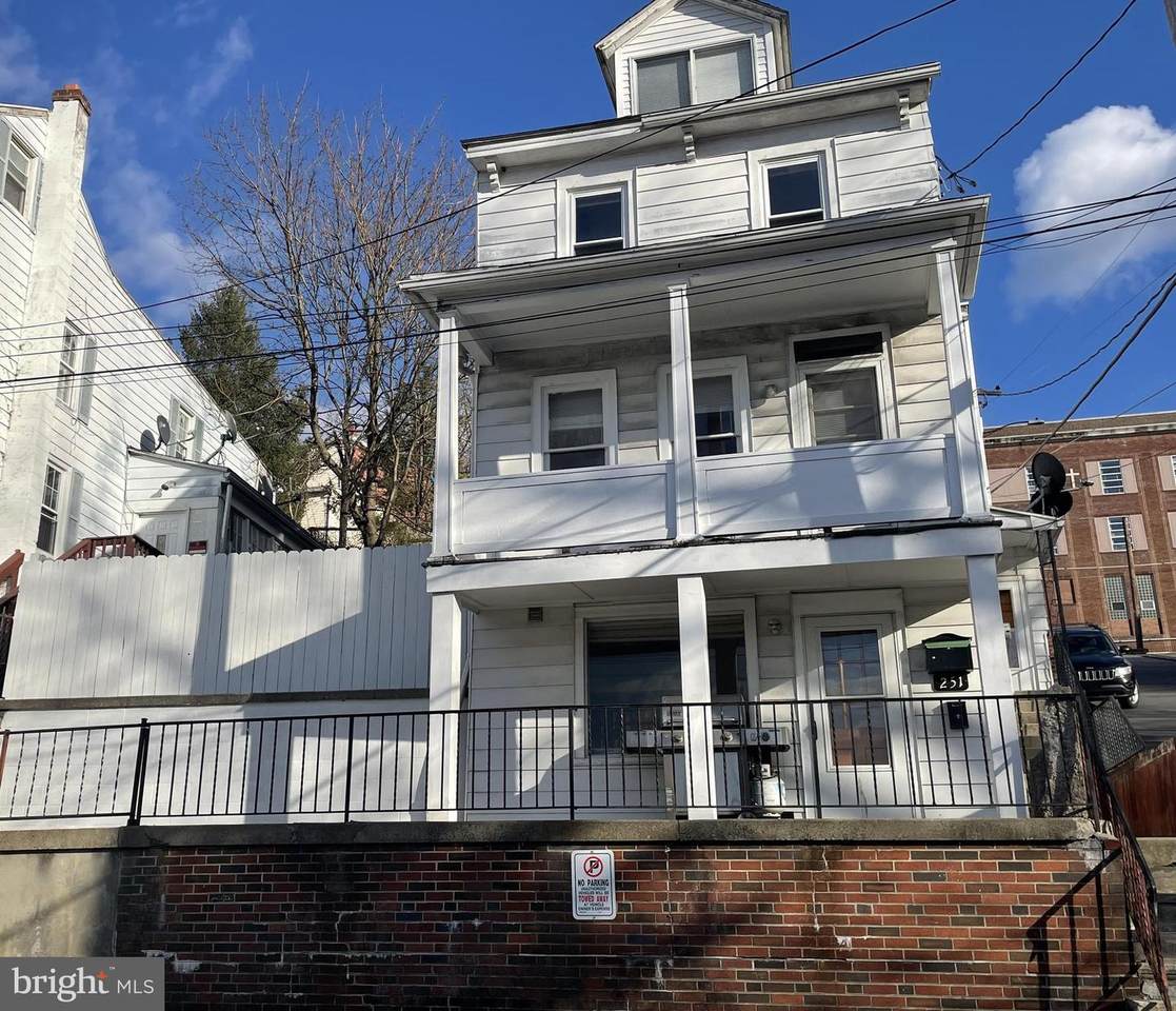 251 Spruce Street - Photo 1