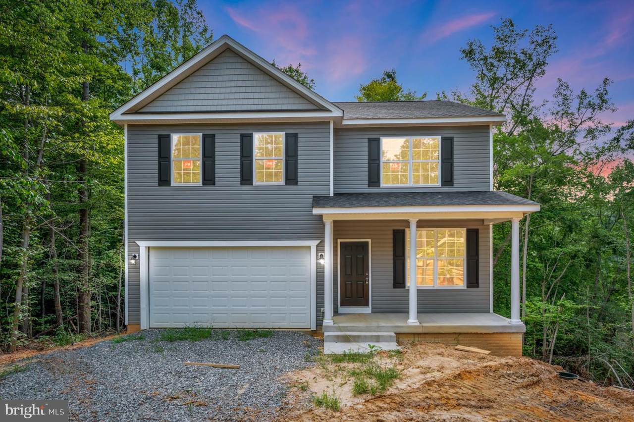 6077 Hamlin Circle - Photo 1