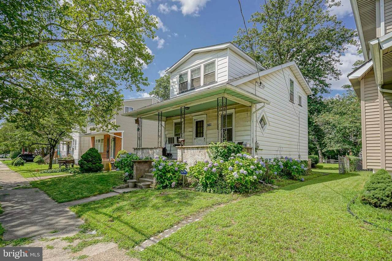 4749 Poplar Avenue - Photo 1