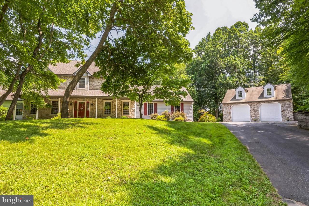 89 Freigh Lane - Photo 1
