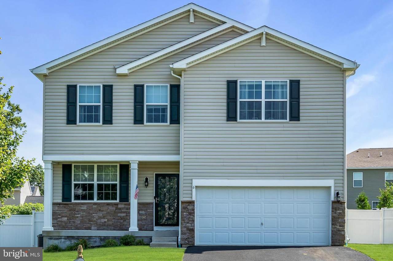6 Hopper Avenue - Photo 1