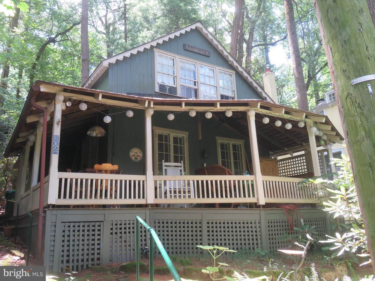 202 Harvard Avenue - Photo 1