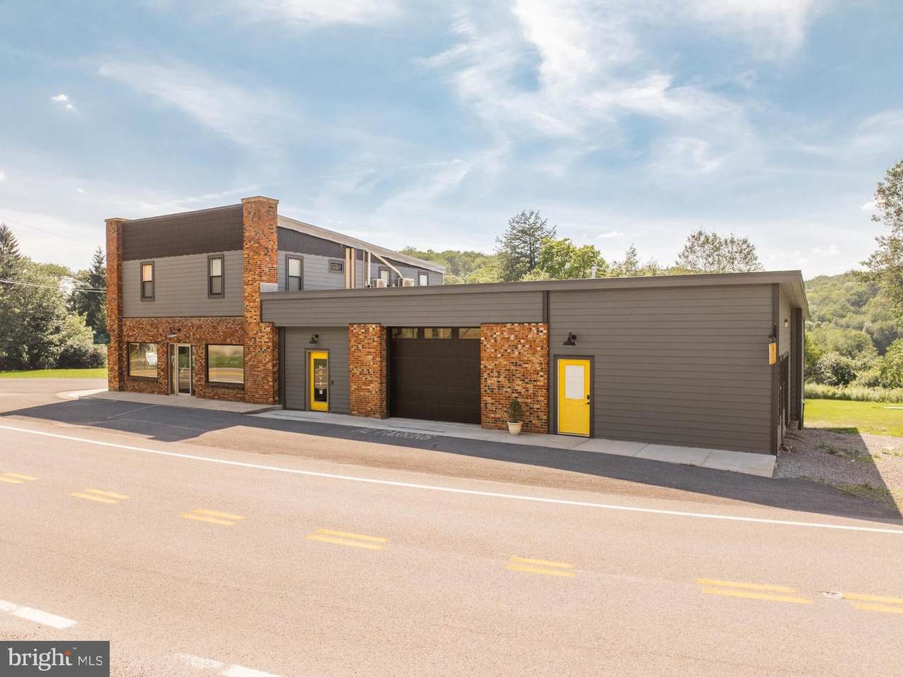 541 Spruce Street - Photo 1