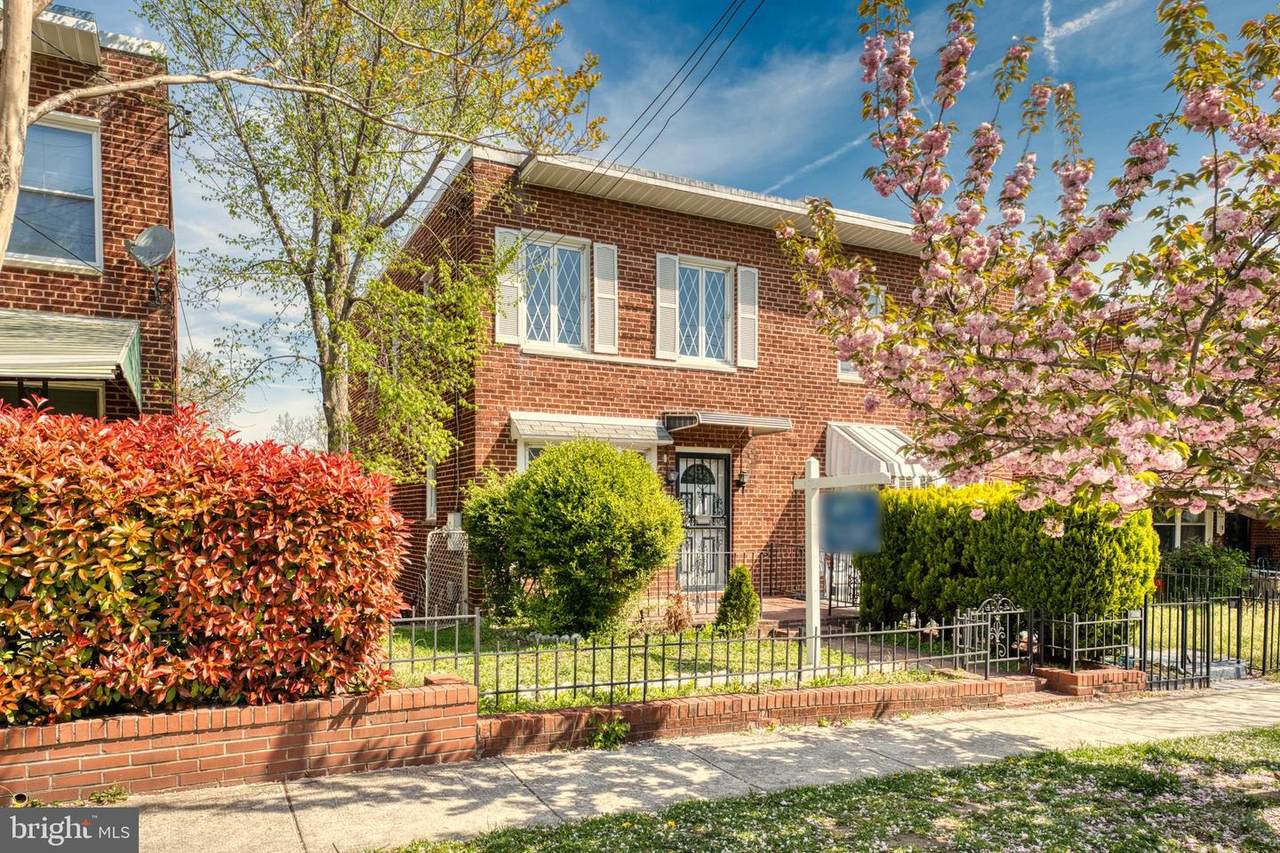 624 Jefferson Street - Photo 1