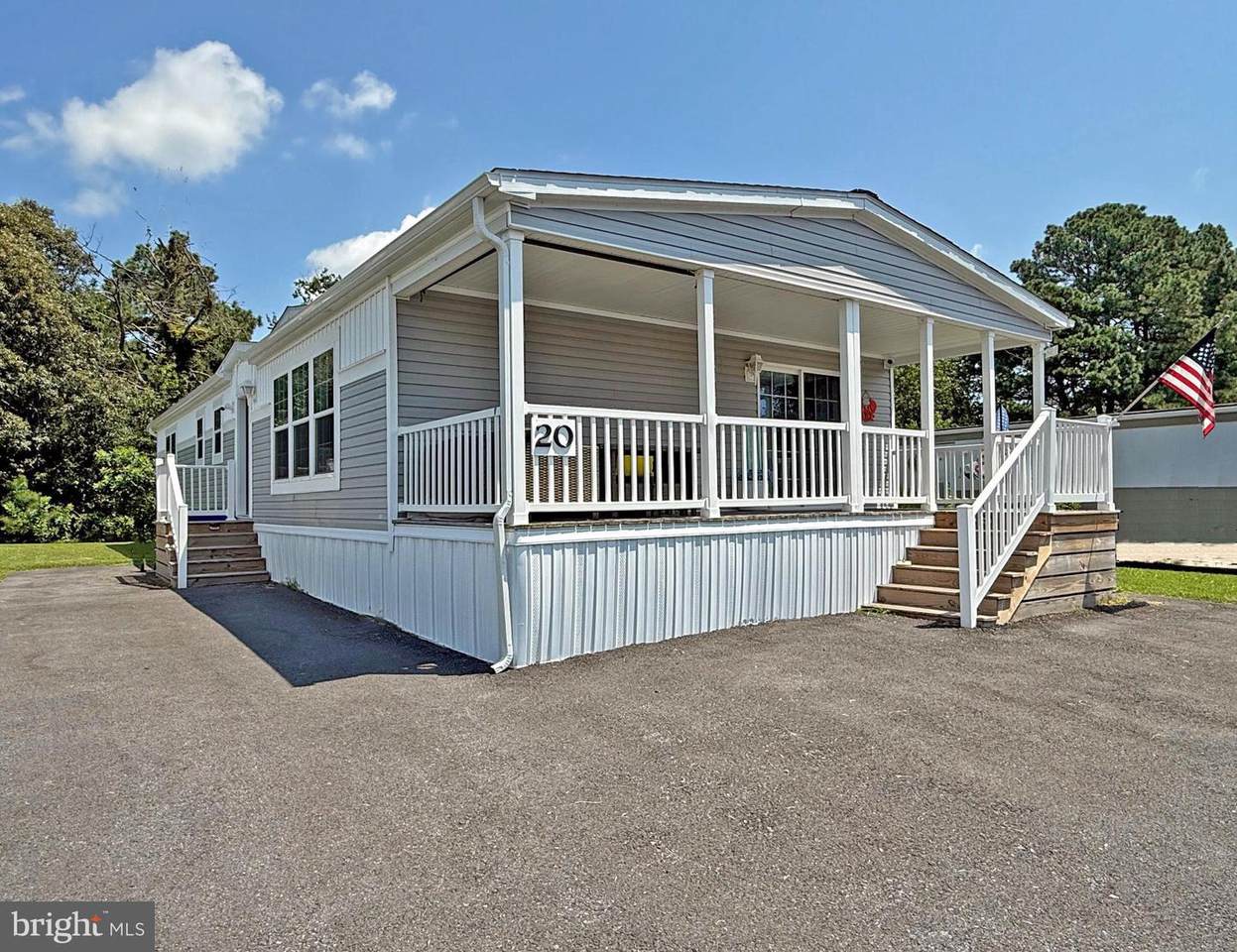 20 Carriage Lane - Photo 1
