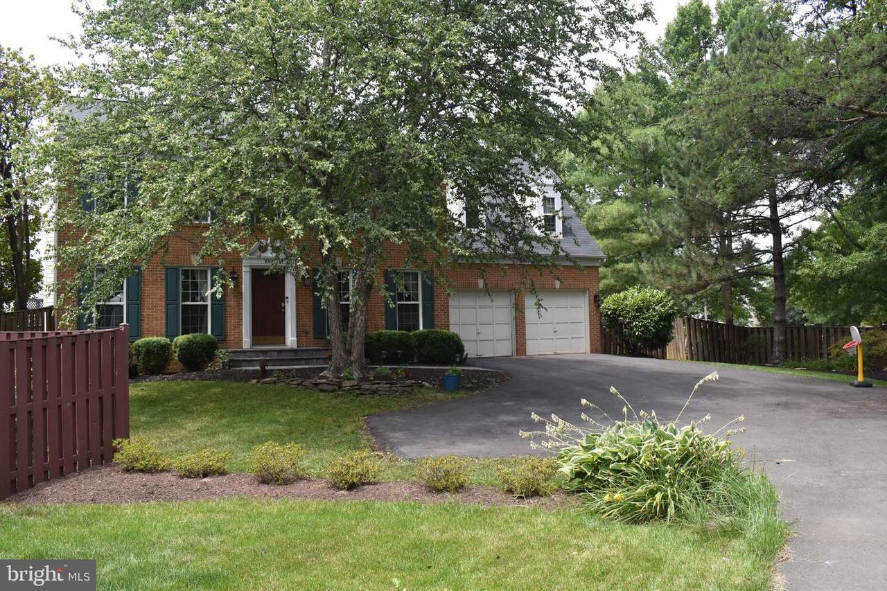 6506 Susan Barkley Court - Photo 1