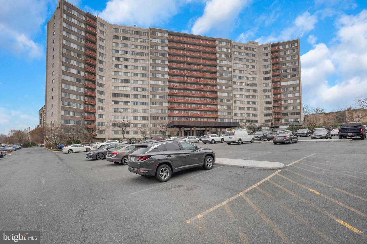 5340 Holmes Run Parkway - Photo 1