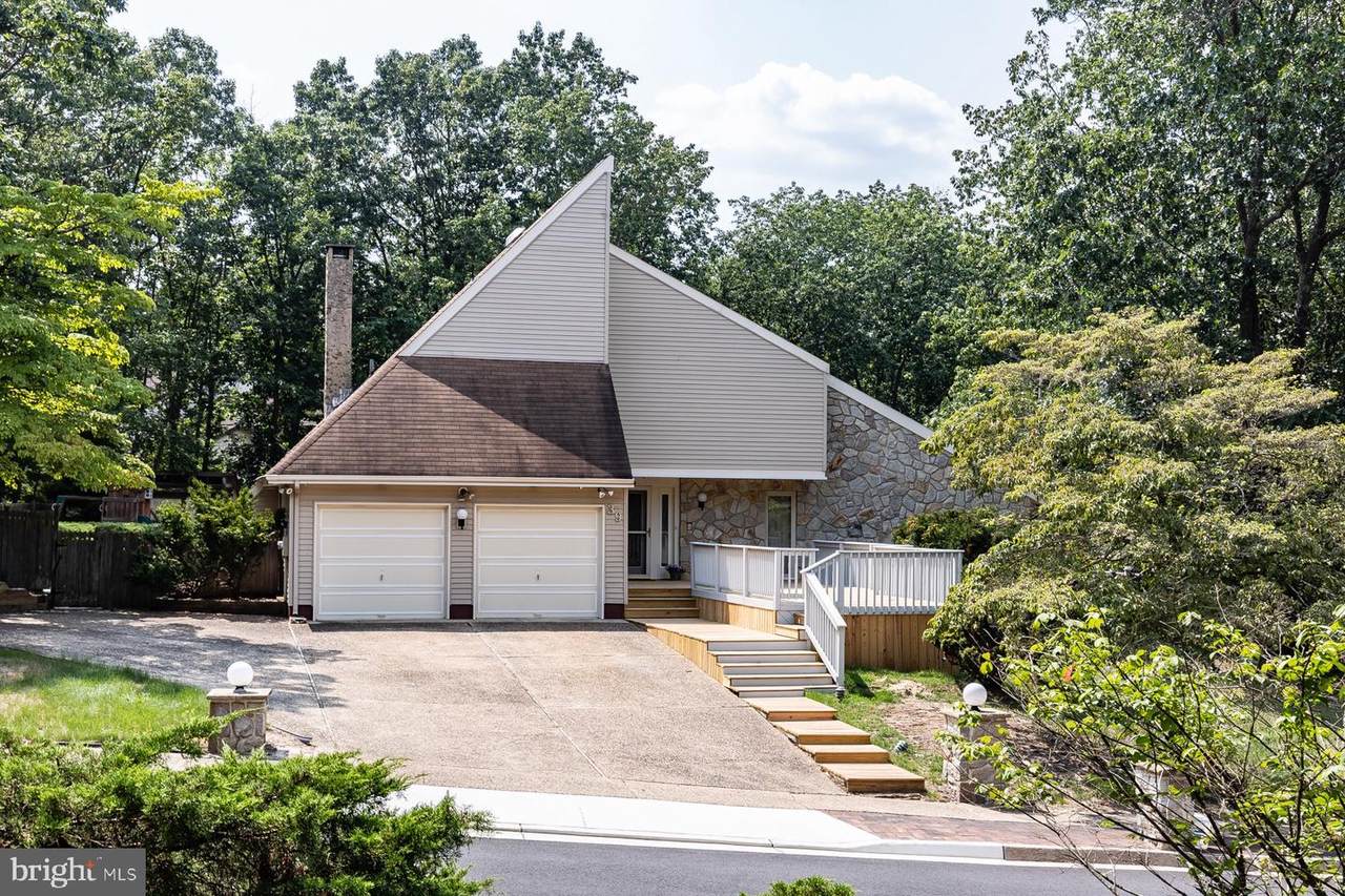 39 Chippenham Drive - Photo 1