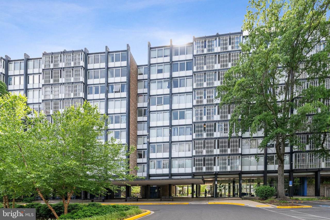 1301 Delaware Avenue - Photo 1