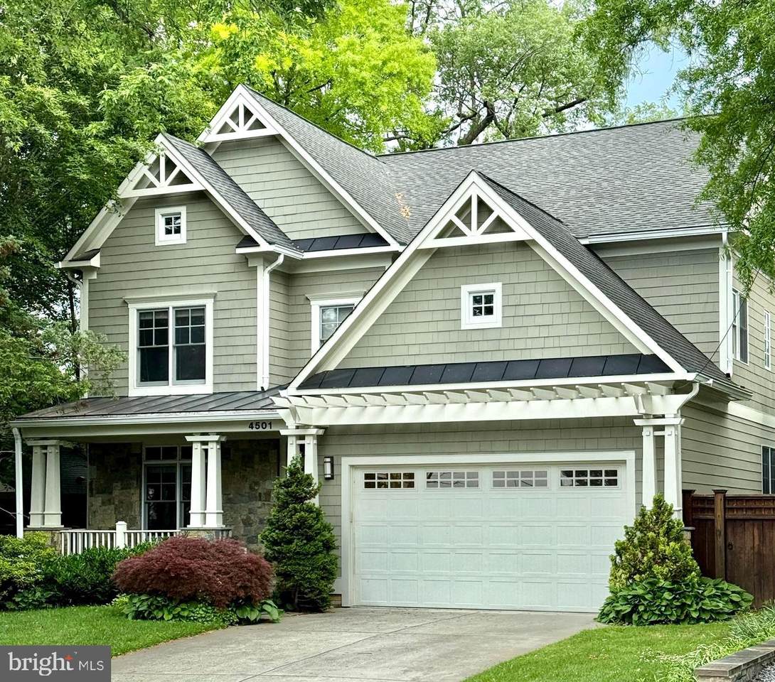 4501 Walsh Street - Photo 1