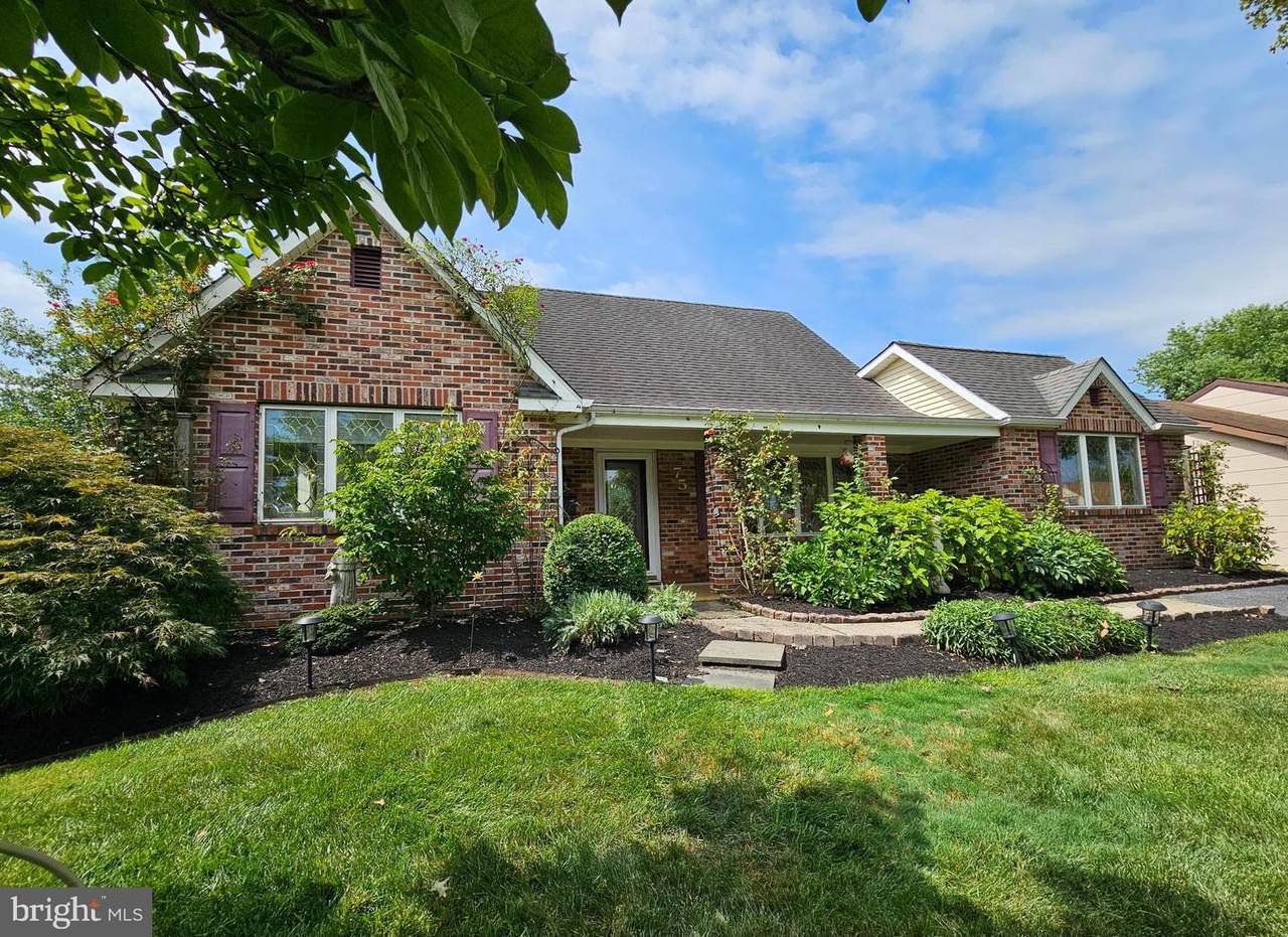 75 Earnshaw Lane - Photo 1