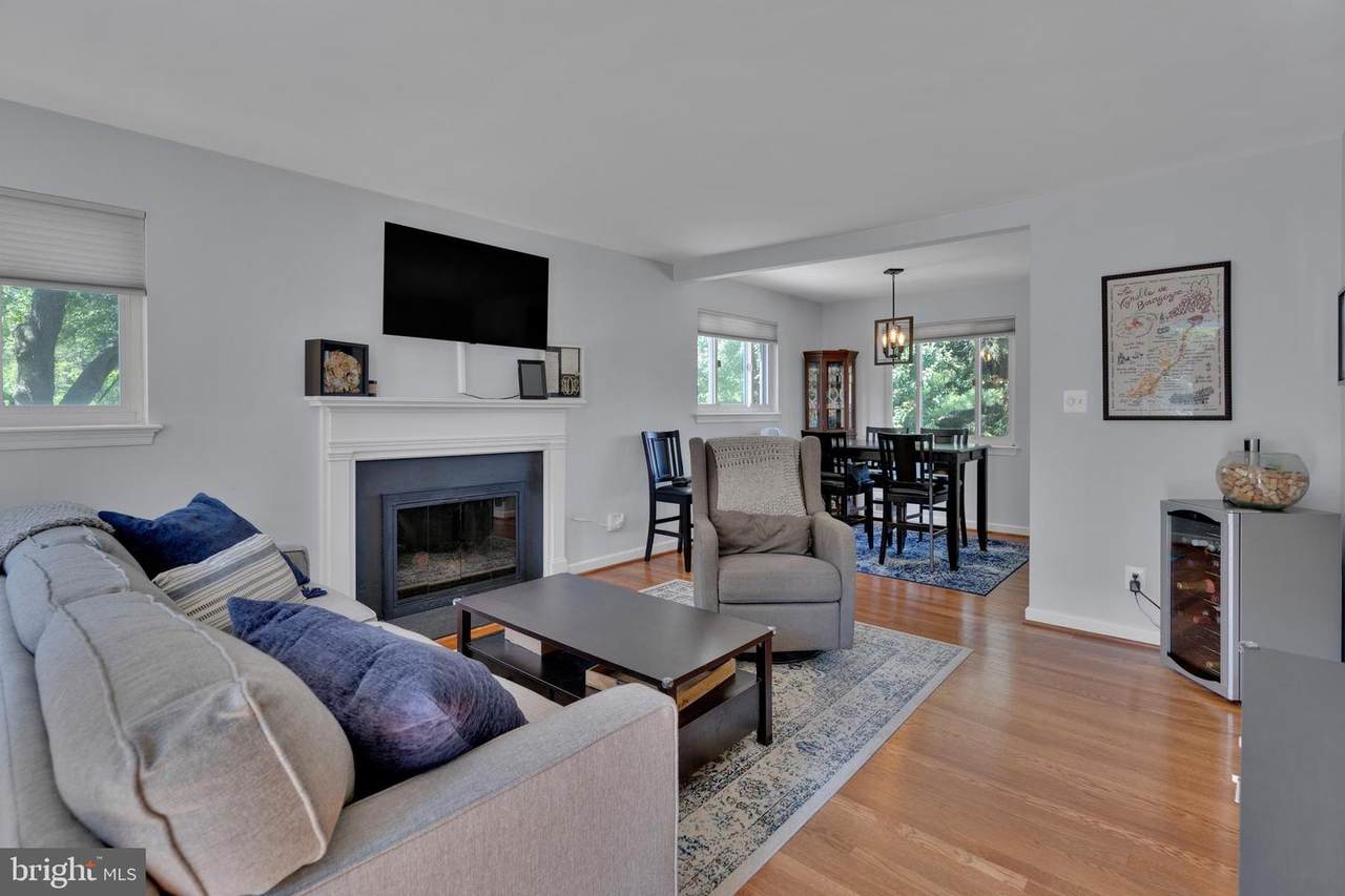 3252 Holly Hill Drive - Photo 1