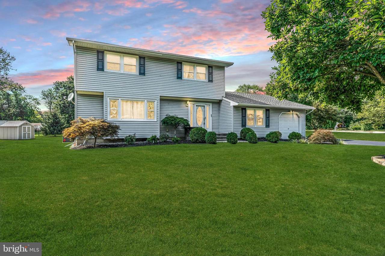 28 Woodland Drive - Photo 1
