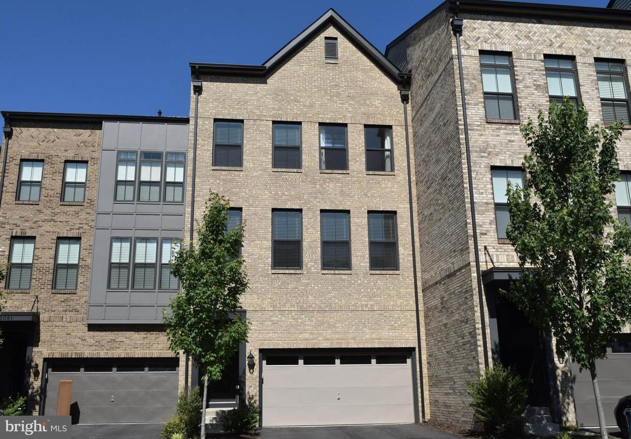 23079 Sullivans Cove Square - Photo 1