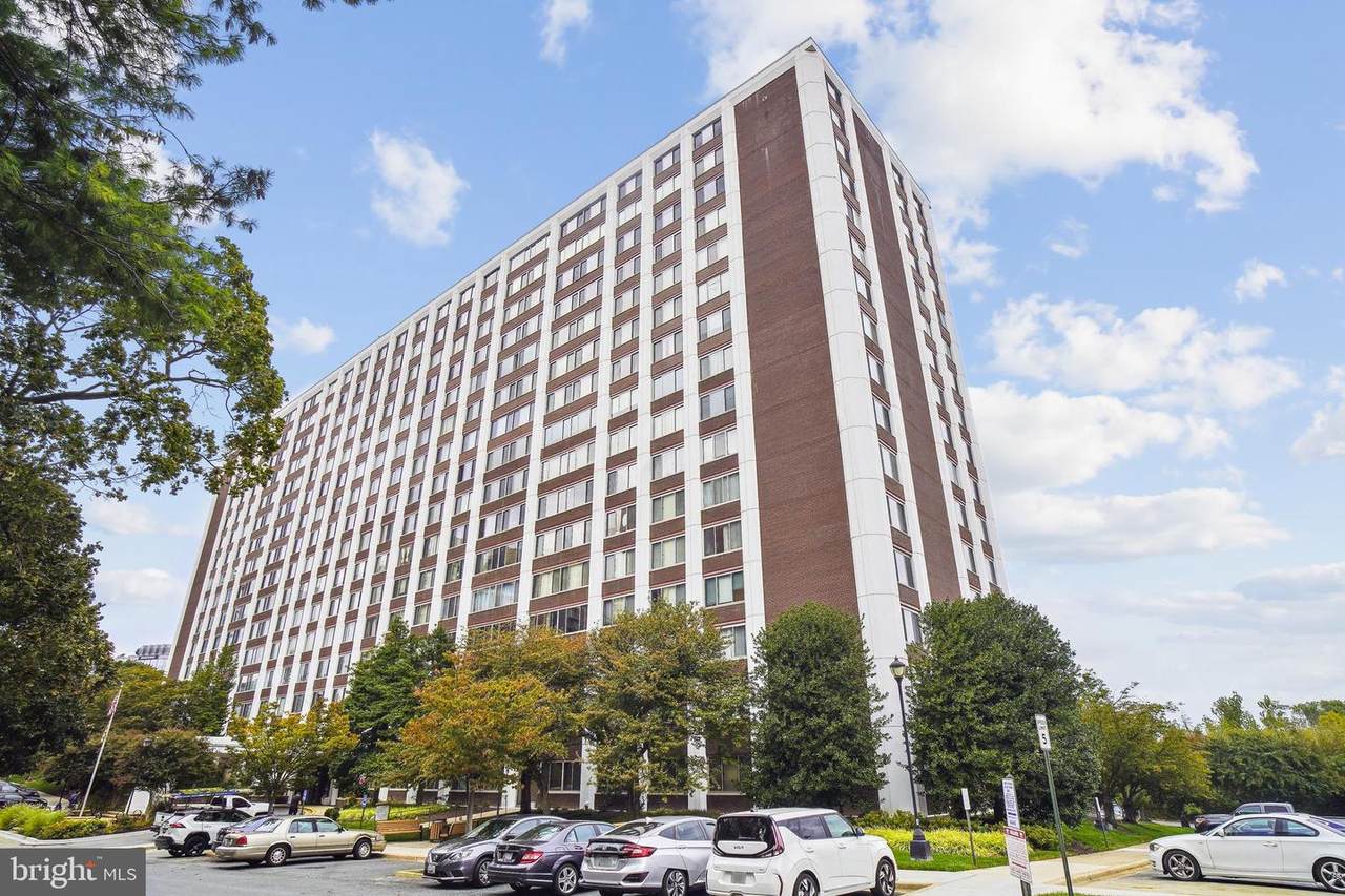 11801 Rockville Pike - Photo 1