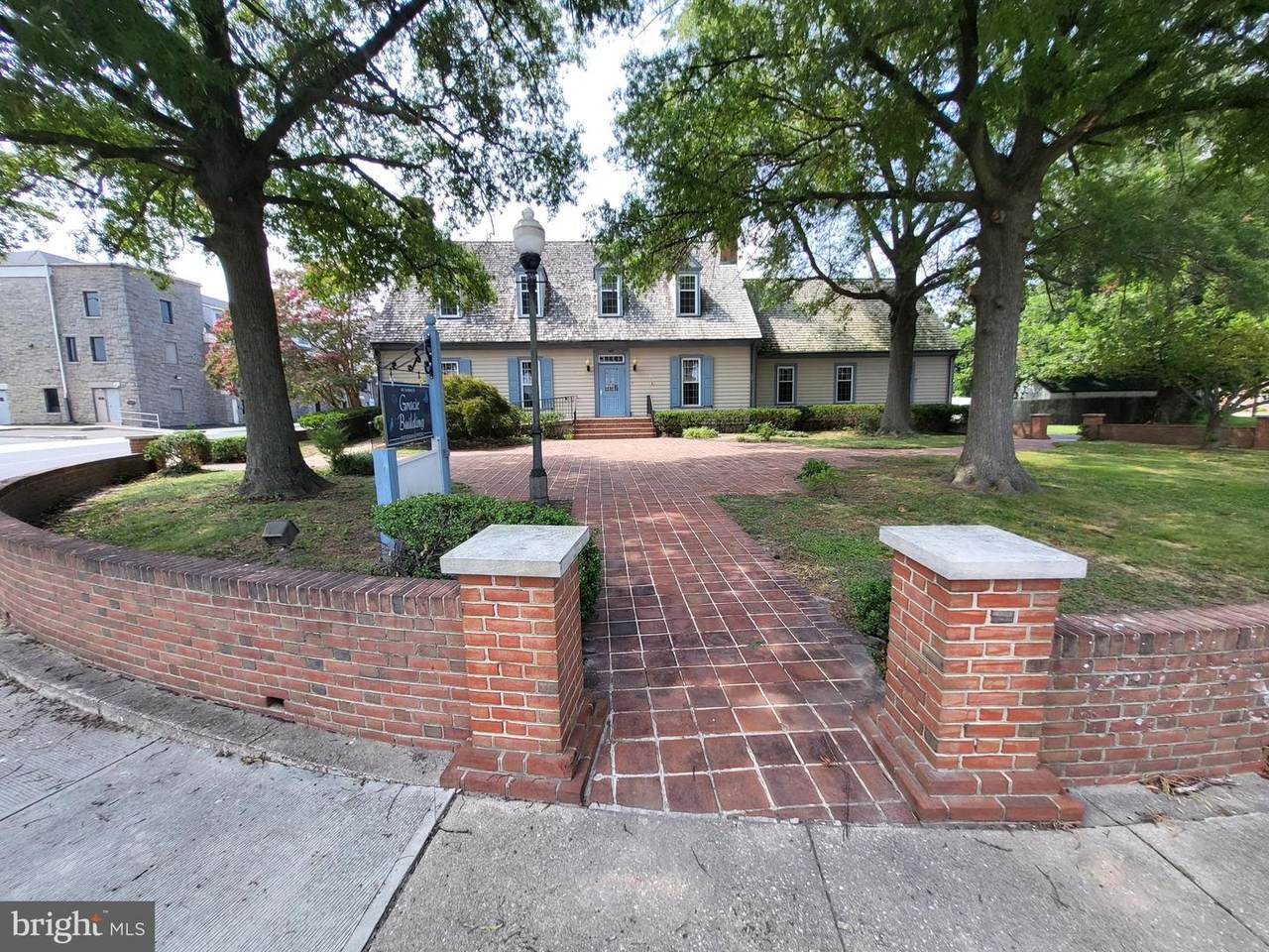 403 Academy Street - Photo 1