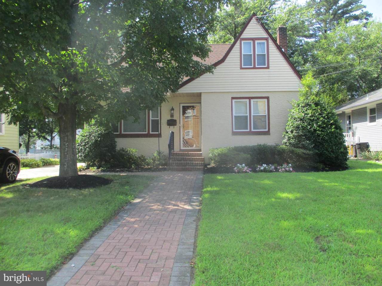 524 Walnut Street - Photo 1