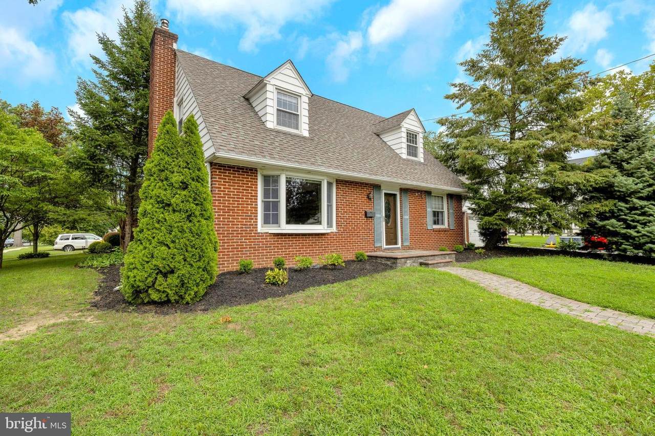 300 Strawbridge - Photo 1