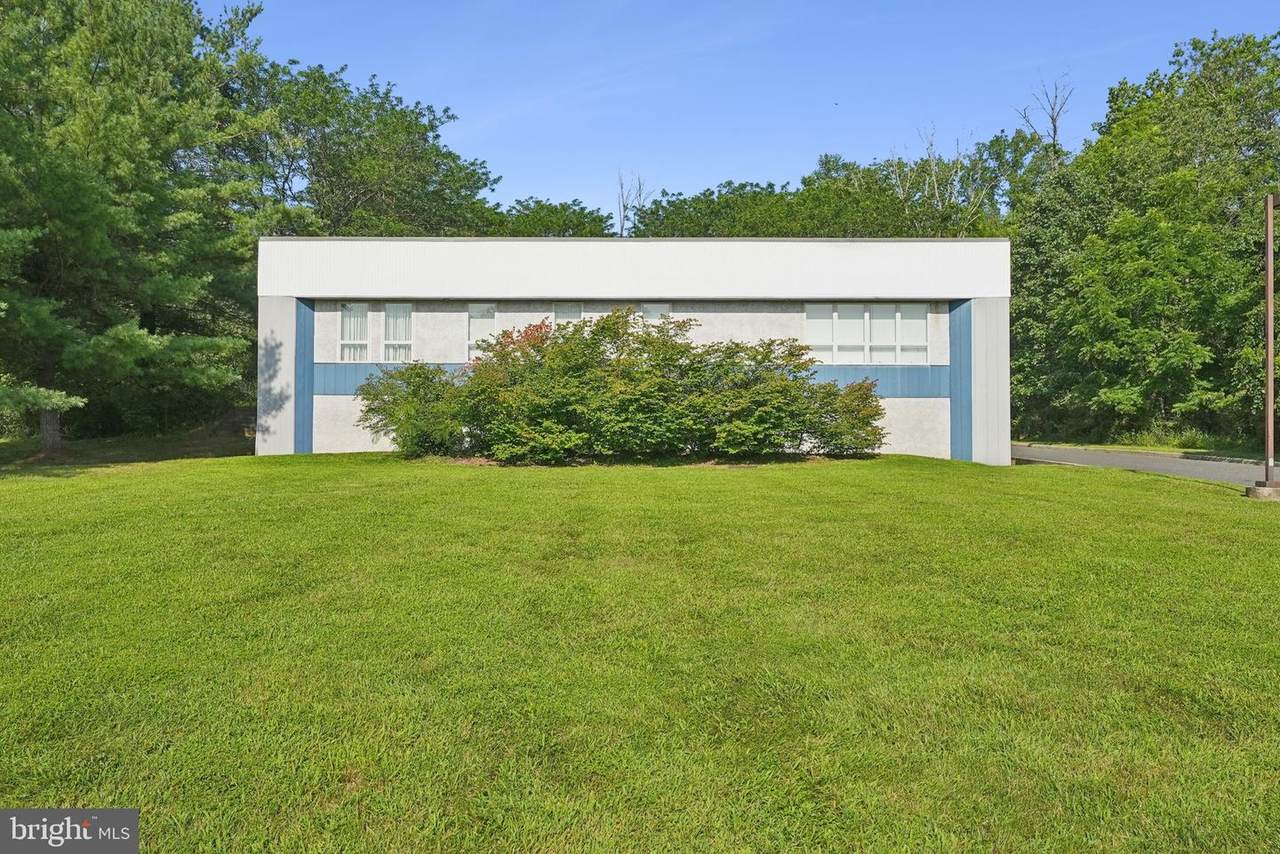 132 Route 31 - Photo 1