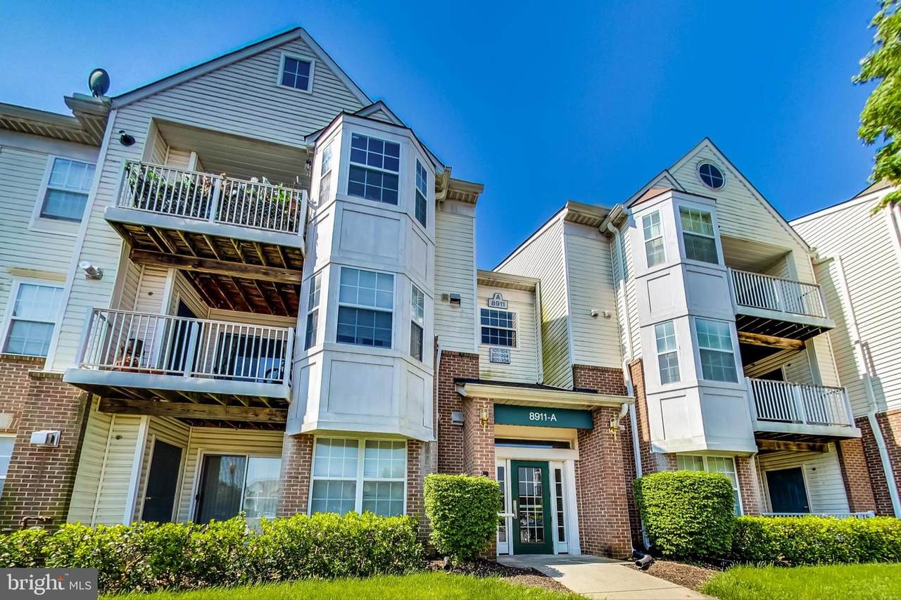 8911 Town Center Circle - Photo 1