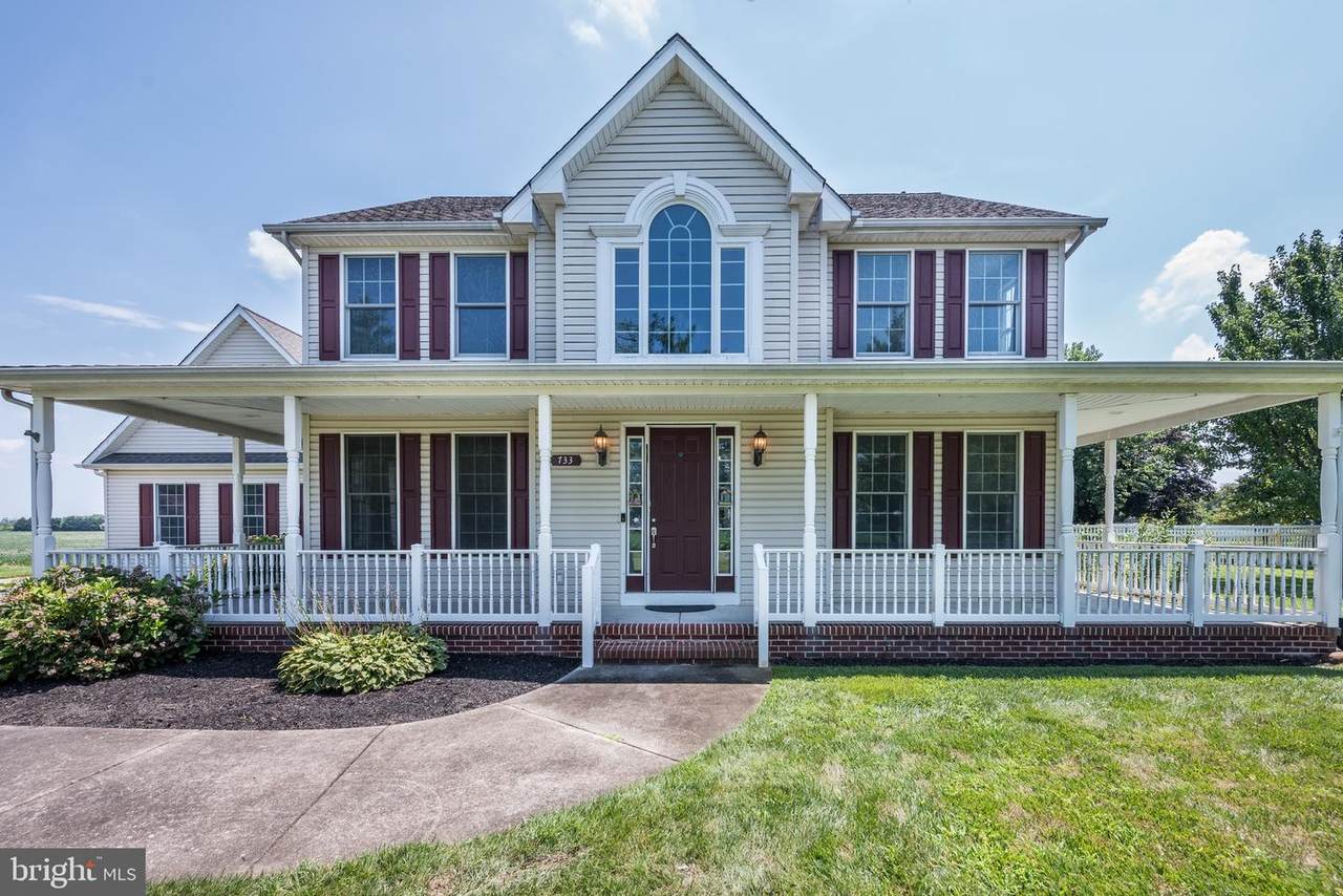 733 Barnsboro Road - Photo 1