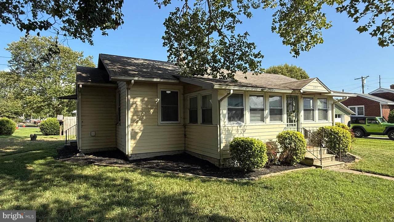 251 G Street - Photo 1