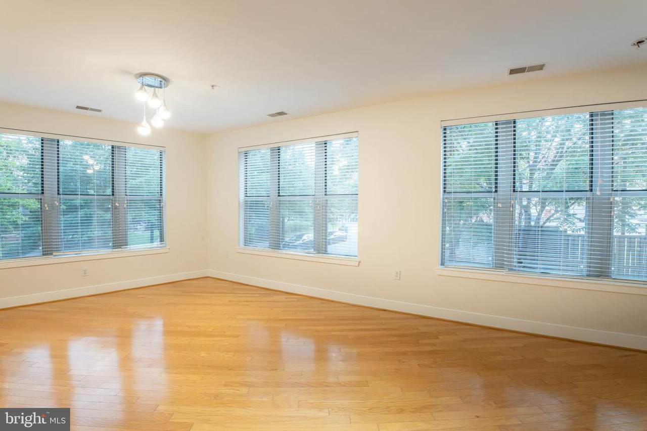 1800 Wilson Boulevard - Photo 1