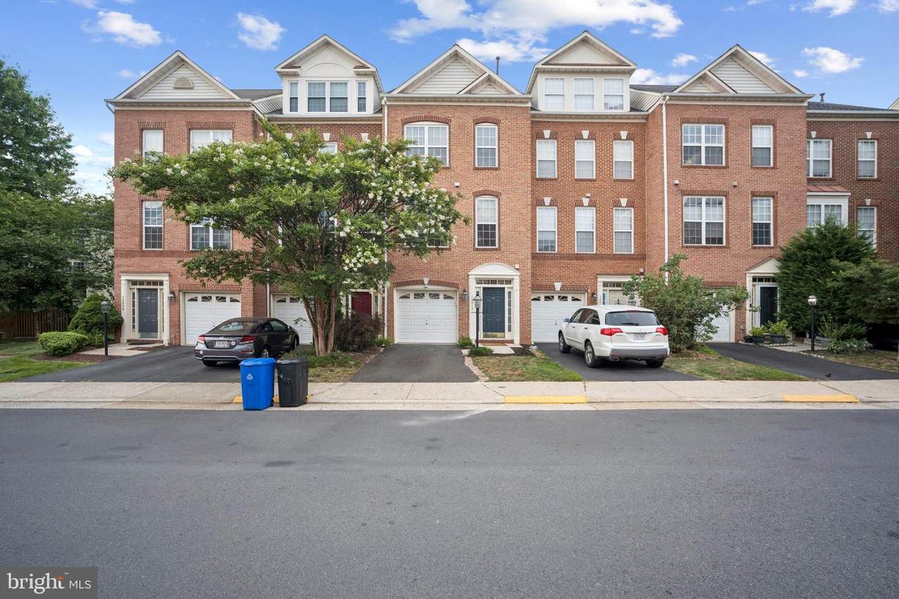 13013 Park Crescent Circle - Photo 1