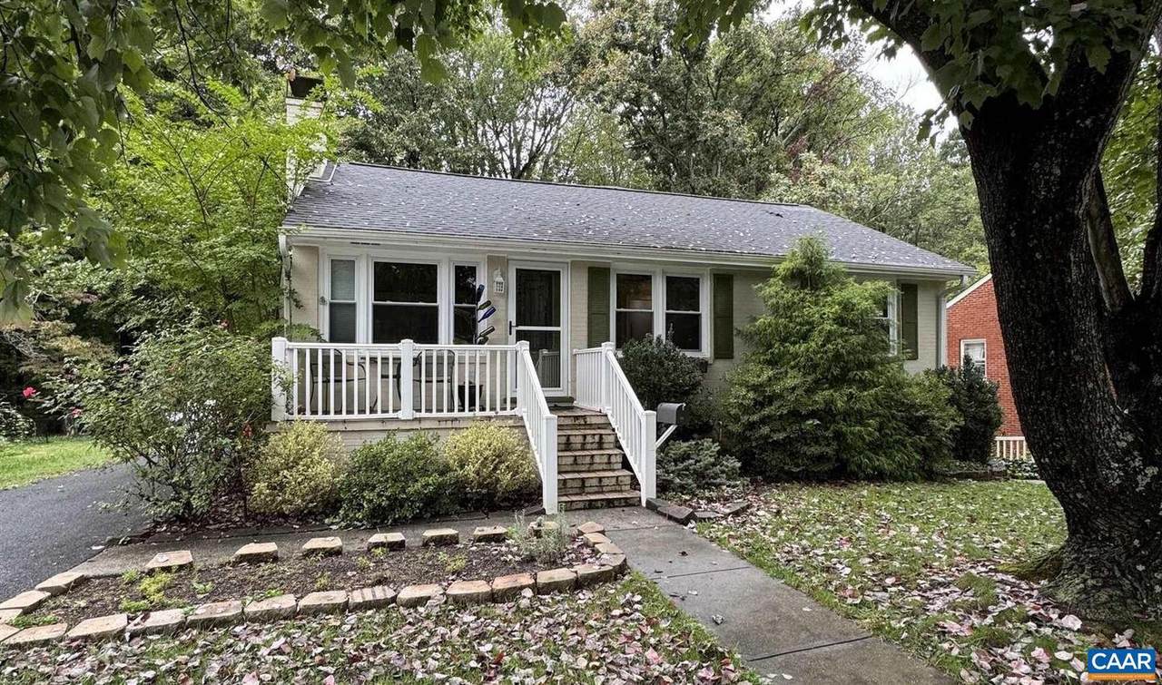 221 Azalea Dr - Photo 1