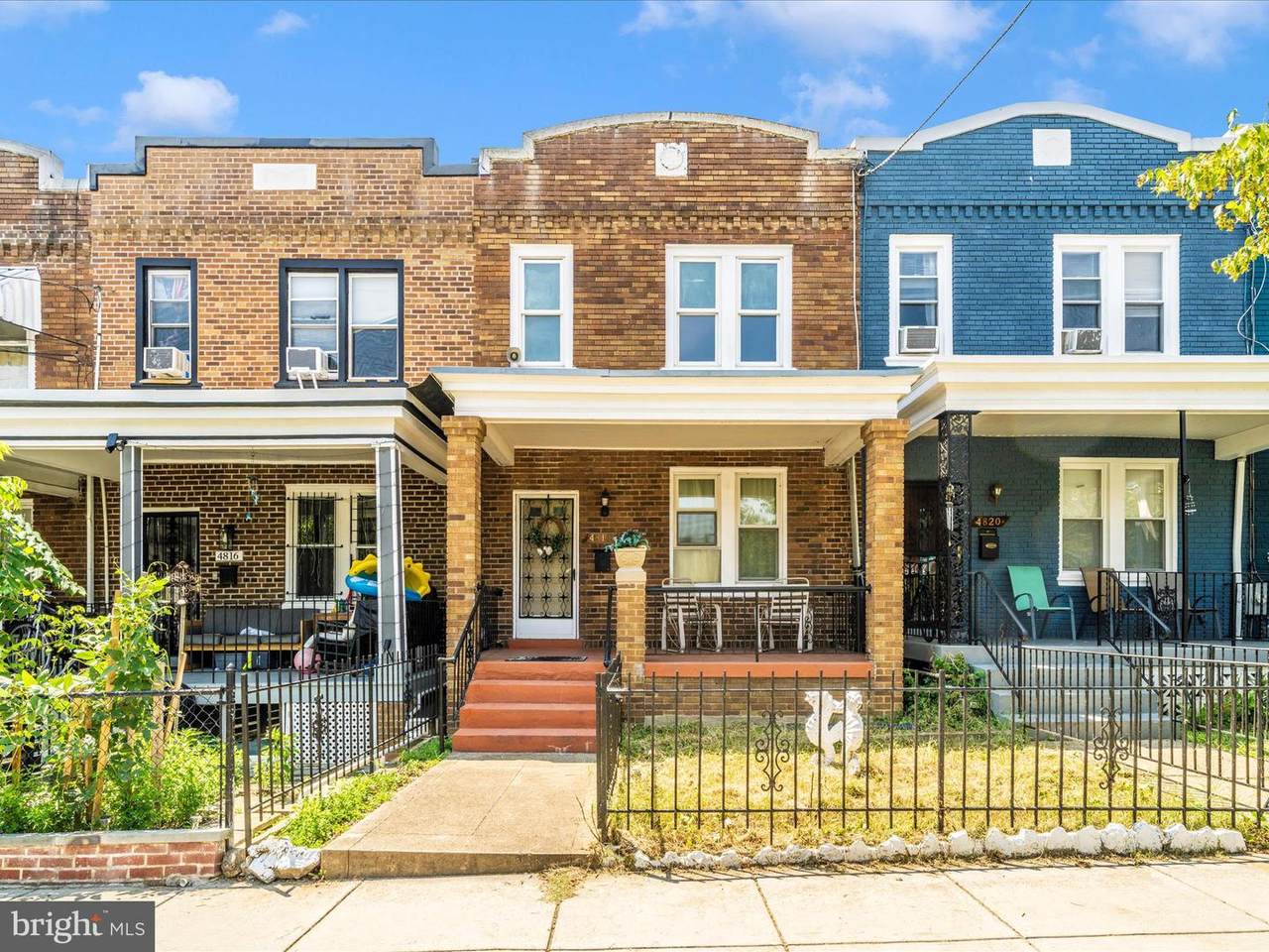 4818 7TH Street - Photo 1