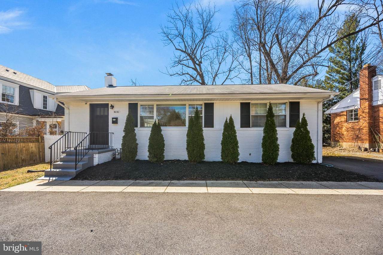 5020 River Road - Photo 1